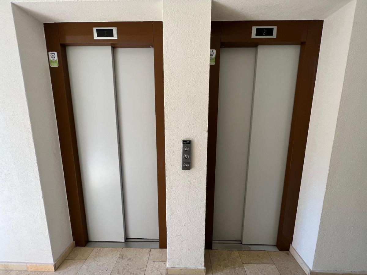 Apartman Ano Lux نوفي بازار المظهر الخارجي الصورة