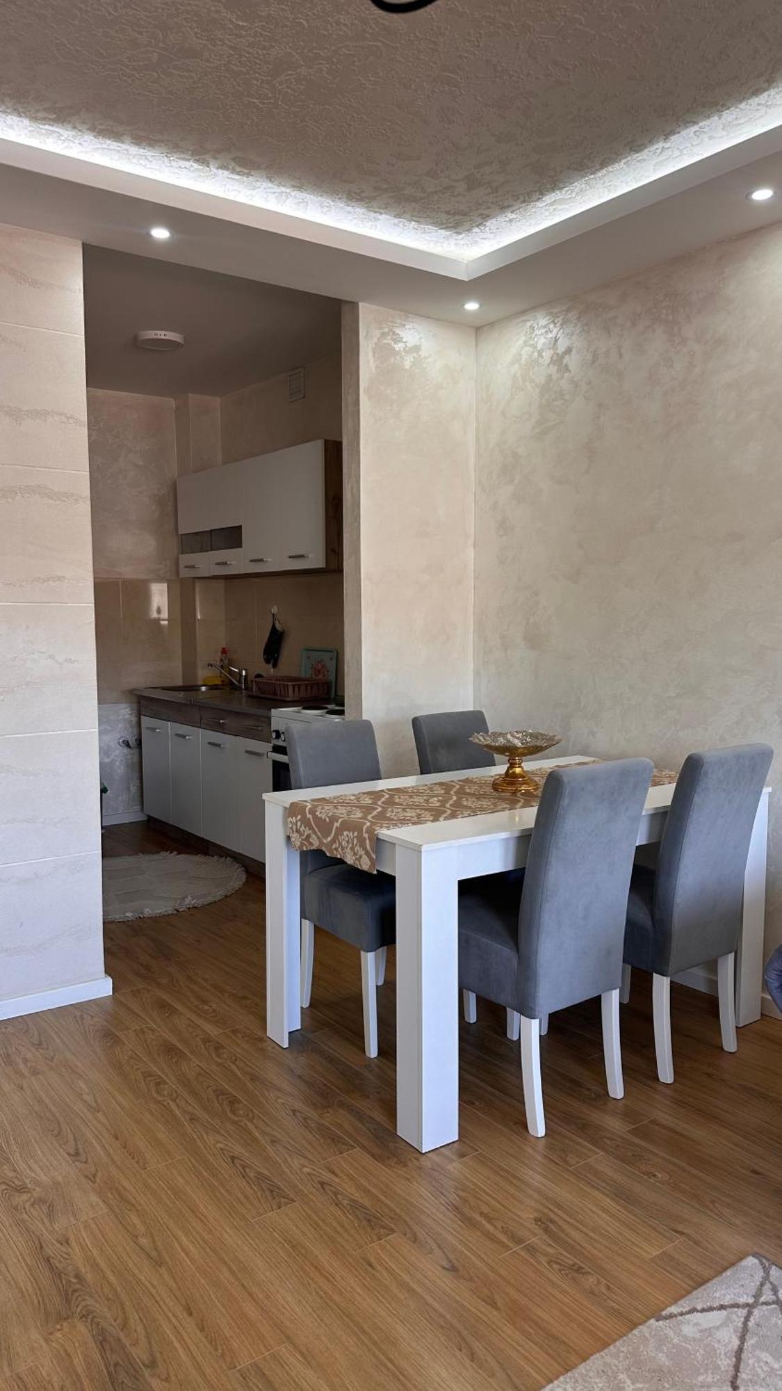 Apartman Ano Lux نوفي بازار المظهر الخارجي الصورة
